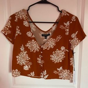 Pac Sun- Kendall & Kylie Crop Top